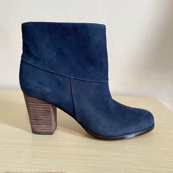 Cole Haan Cassidy Blazer Blue Nubuck Ankle Booties - Picture 1 of 6